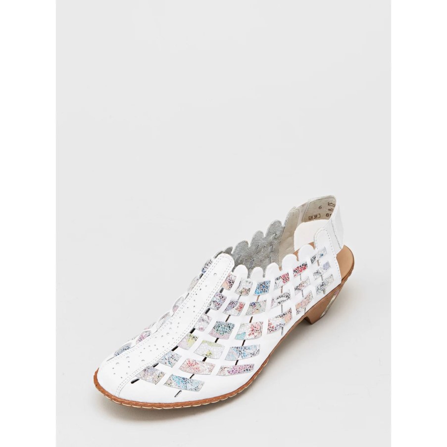 コーンフラワー リーカー インターウィーブ レザー ローヒール シューズ