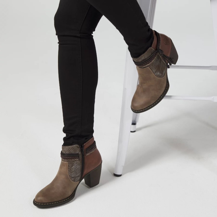 リーカー アンクルブーツ タッセルトリム ネイビー