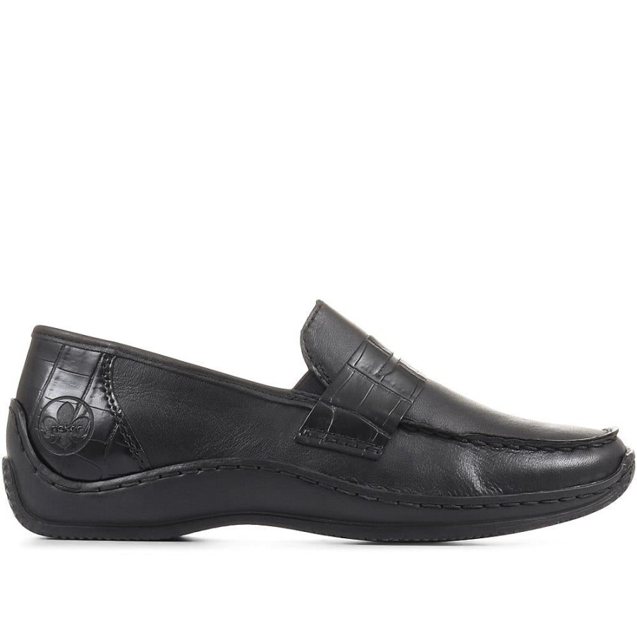 リーカーブラックペニーローファー.